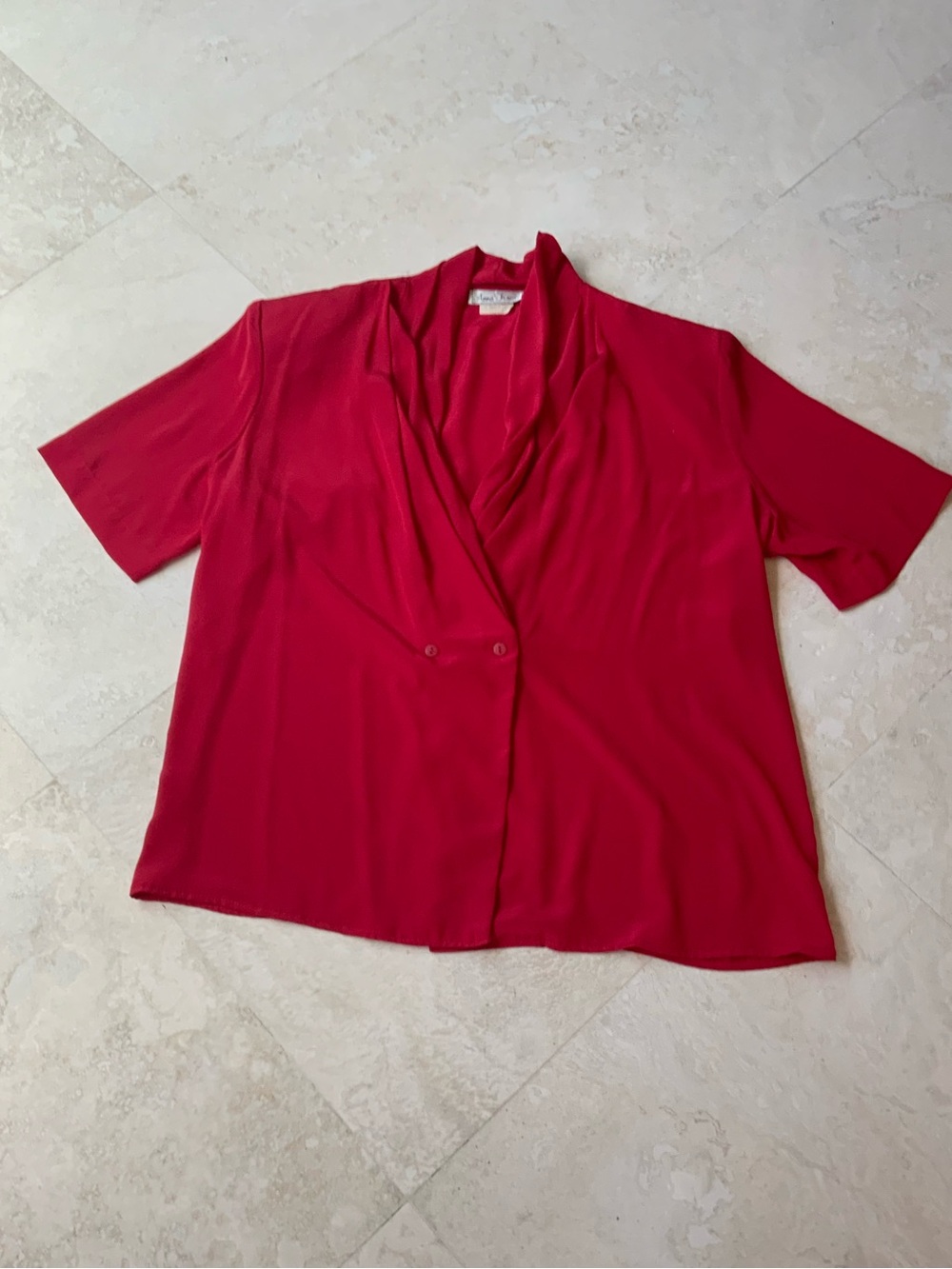 Anna Kriste Lovely Women’s Red Short-Sleeve Draped Button-Front Blouse sz NWOT